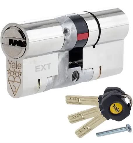 Yale Platinum 3 Star anti-snap cylinder lock with keys